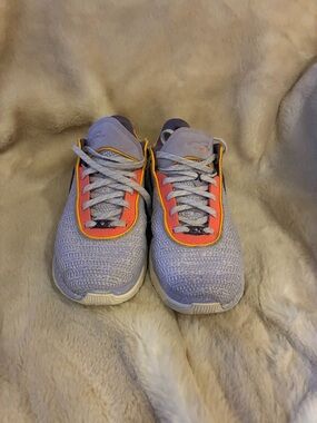 Nike LeBron 20 Violet Frost